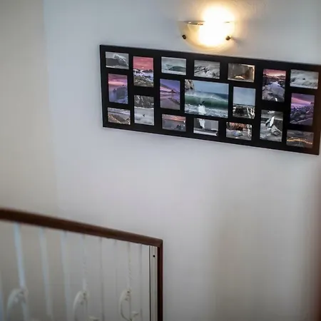 Local Πανσιόν *