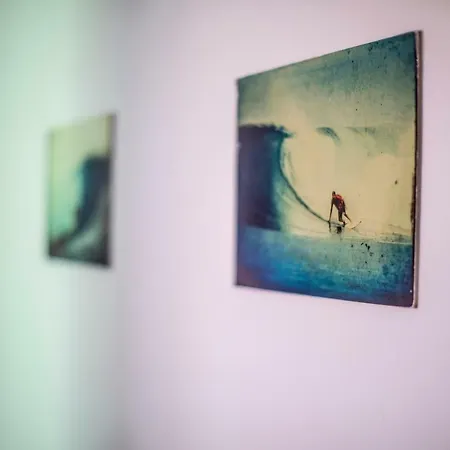 Local * Σάγκρες