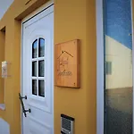 ゲストハウス Local *